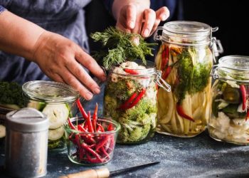 10 Biggest Health Benefits of Eating Fermented Foods