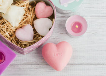 10 Unusual and Unique Ways People Celebrate Love